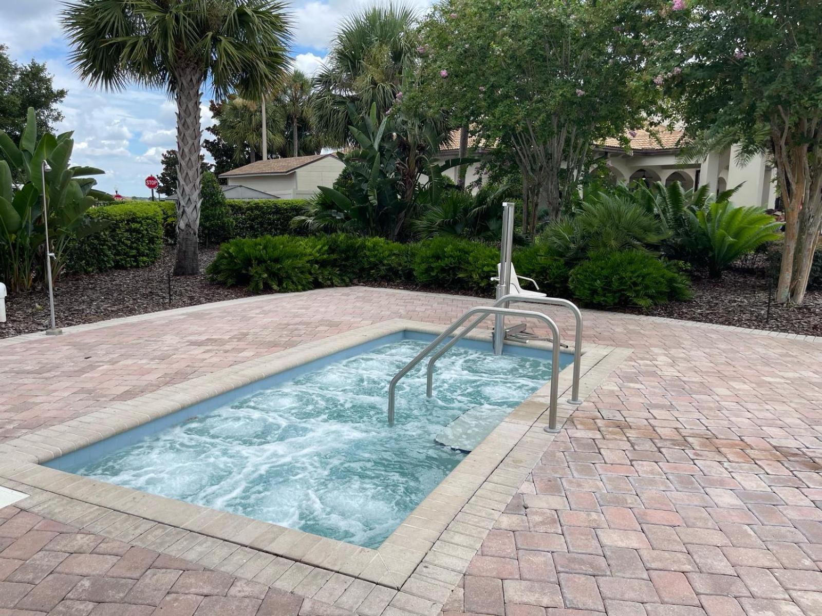 Hotel House Resort Davenport Exterior photo